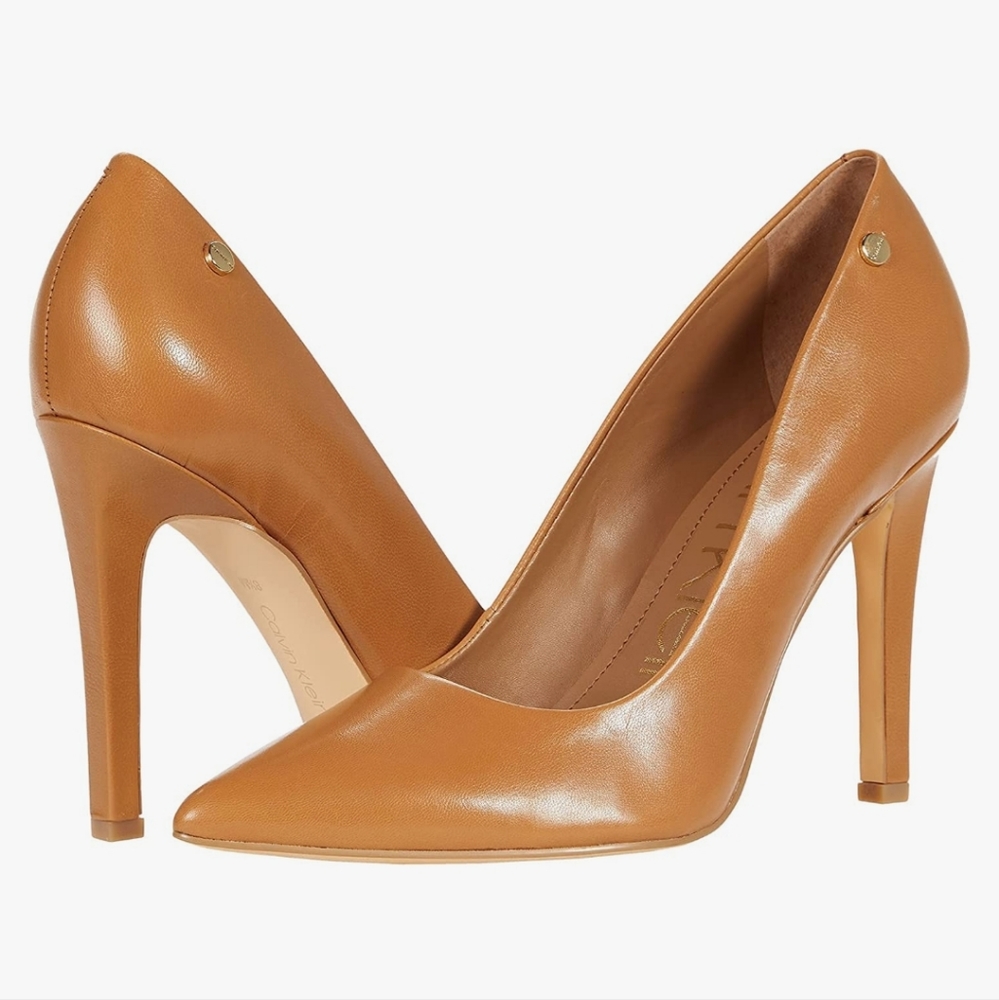 NWT Calvin Klein Carmel Pumps